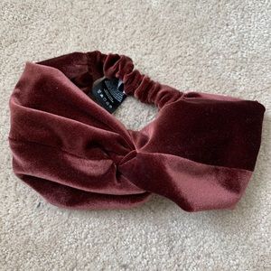 Aritzia Main Character Burgundy Velvet Headband